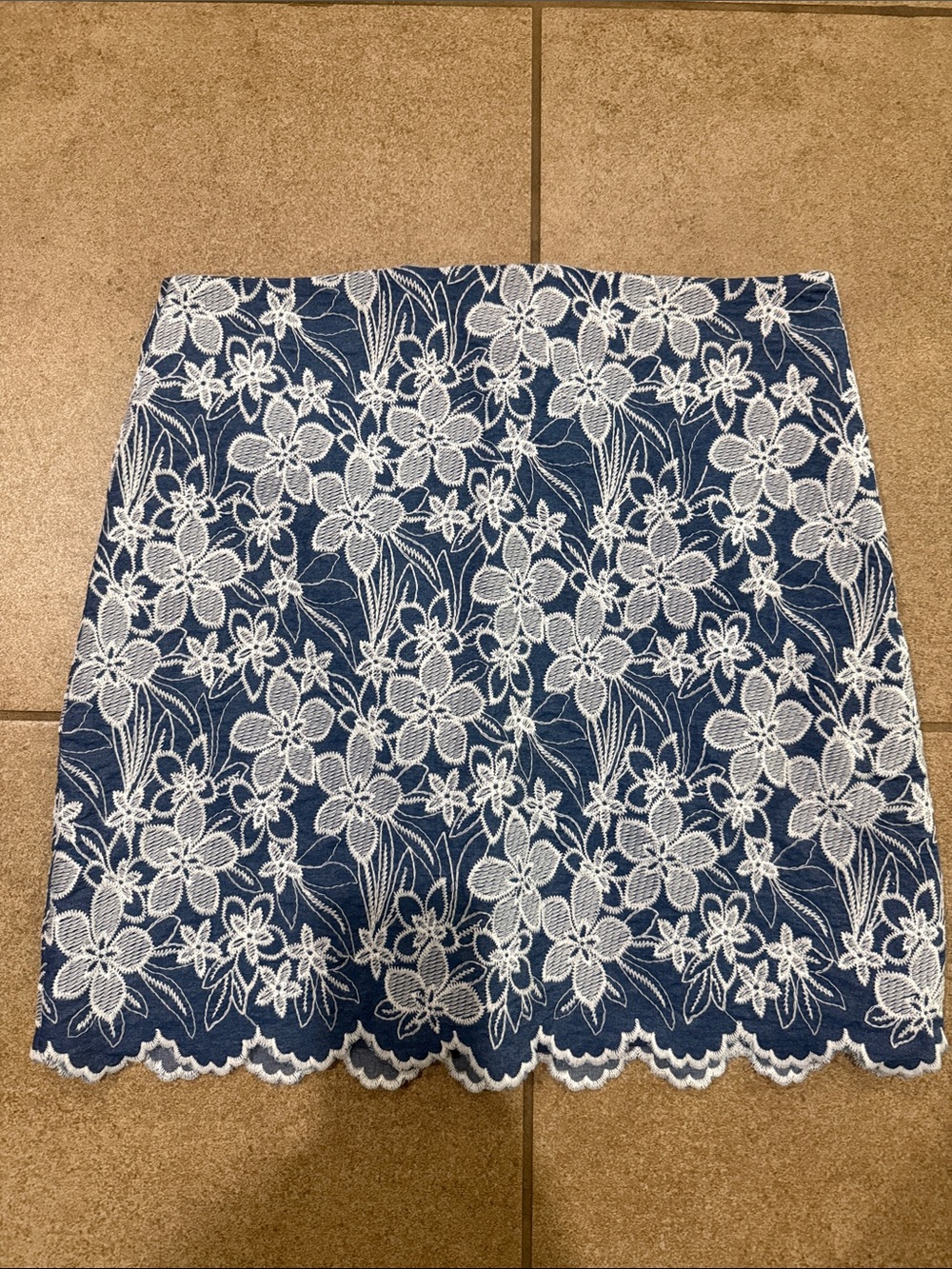 Loft Navy Blue Floral Lace look Mini Skirt